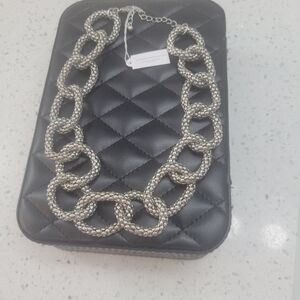 Elegant Silver Chain Necklace